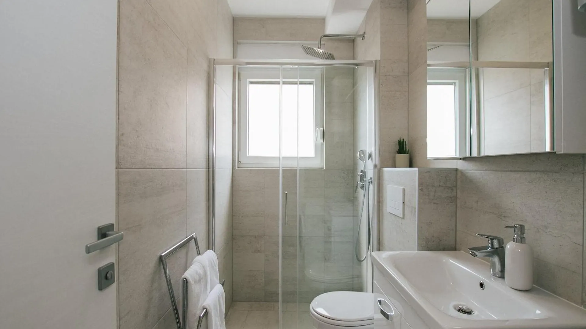 Spacious Luxury Trogir Apartments - Comfort Two Bedroom Apartment